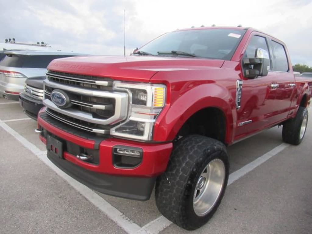 Used 2022 Ford F-250 Platinum Crew Cab Truck
