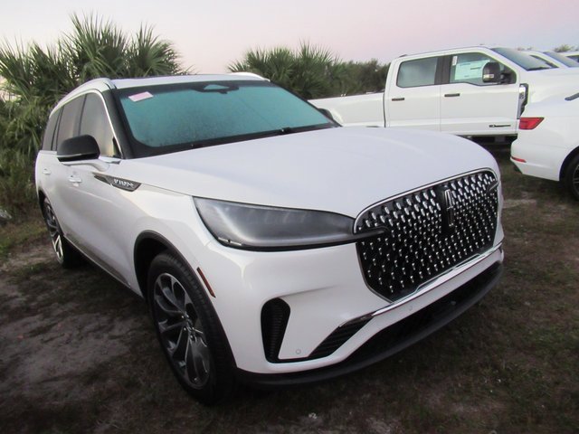 2025 Lincoln Aviator Reserve's photo