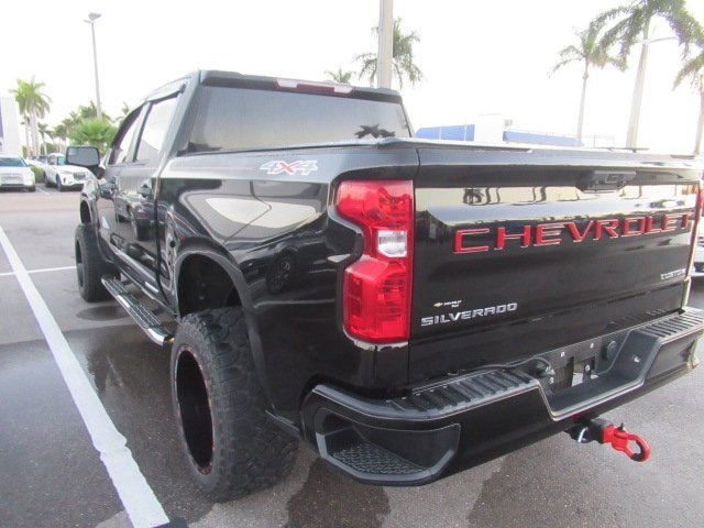 2022 Chevrolet Silverado 1500 Custom photo 2