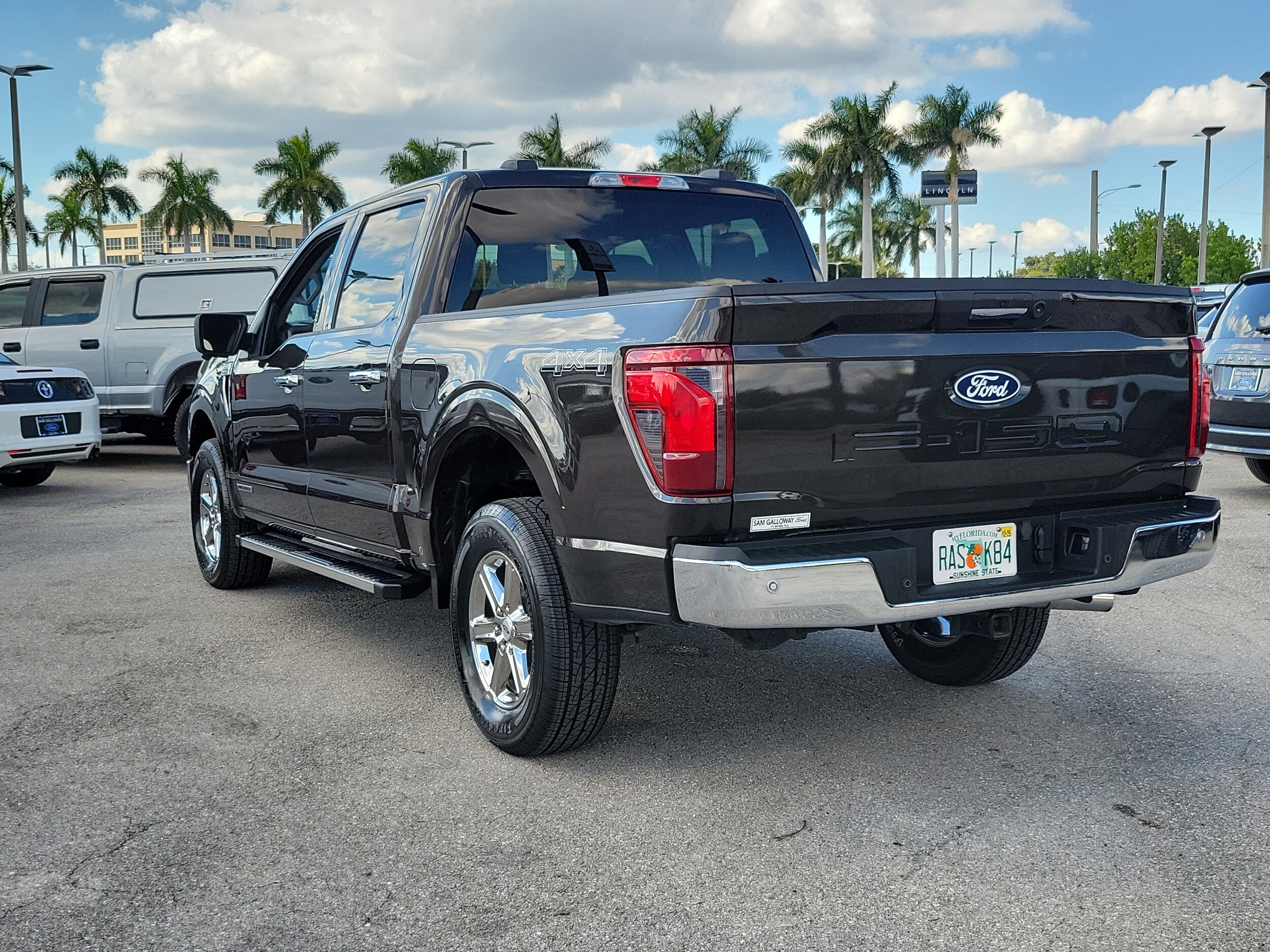 2024 Ford F-150 XLT photo 4