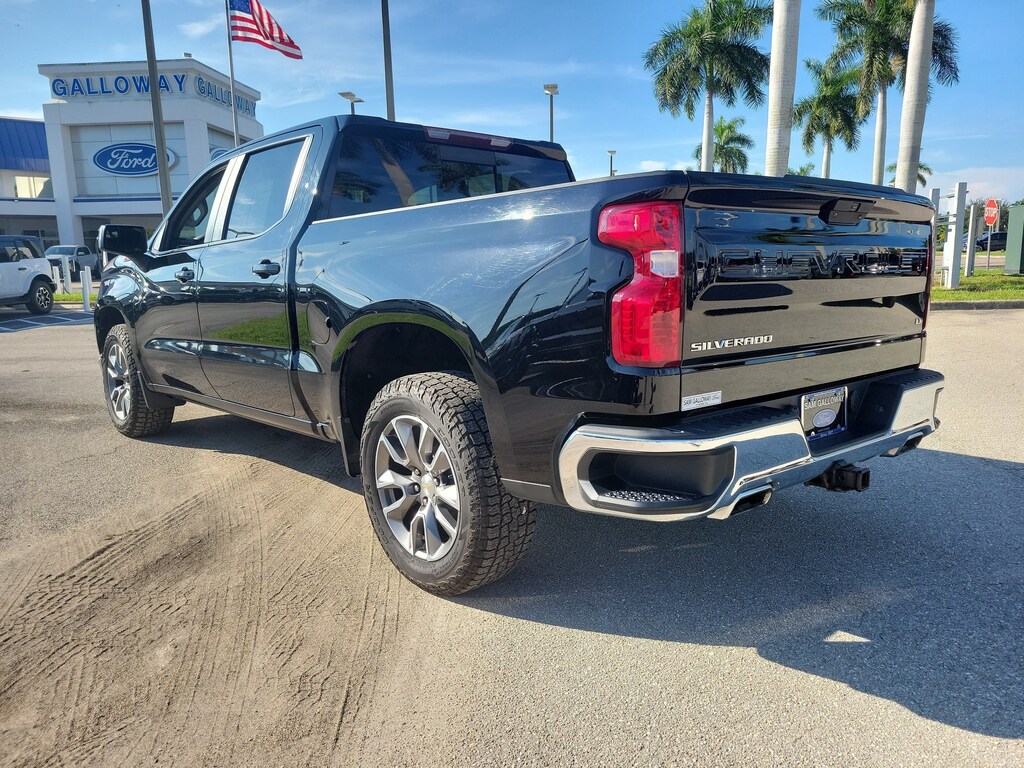 Certified 2021 Chevrolet Silverado LT CREW CAB SHORT BED TRUCK