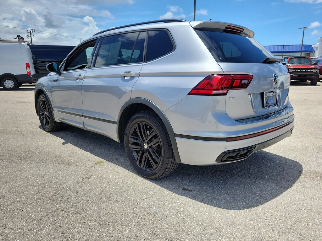 Certified 2022 Volkswagen Tiguan 2.0T SE R-Line Black SUV