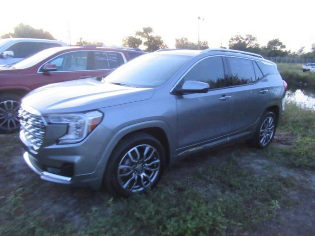Used 2024 GMC Terrain Denali AWD  Denali
