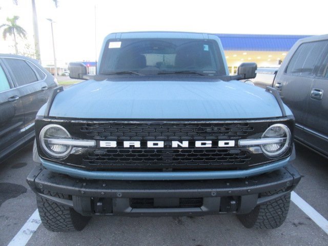 2022 Ford Bronco Wildtrak photo 2