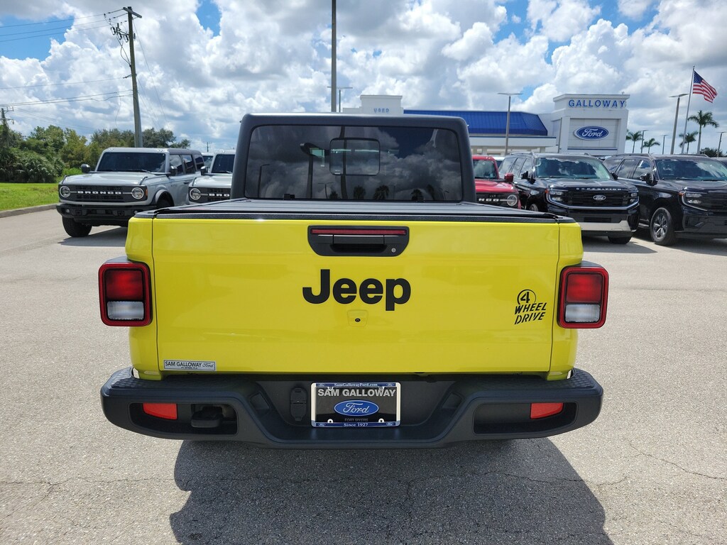 Certified 2023 Jeep Gladiator Sport CREW CAB SHORT BED TRUCK