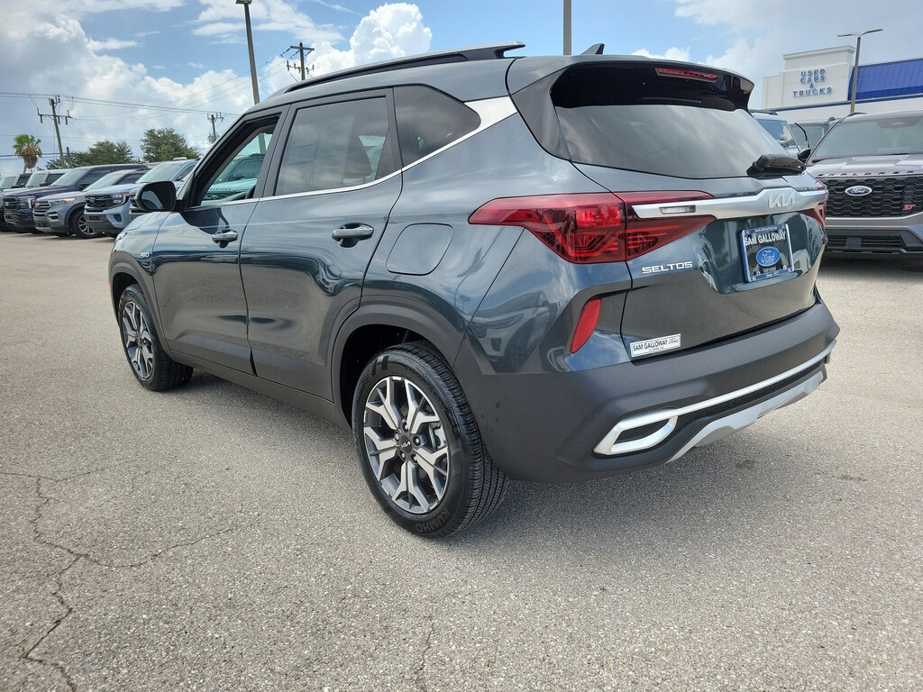 Certified 2023 Kia Seltos EX SUV
