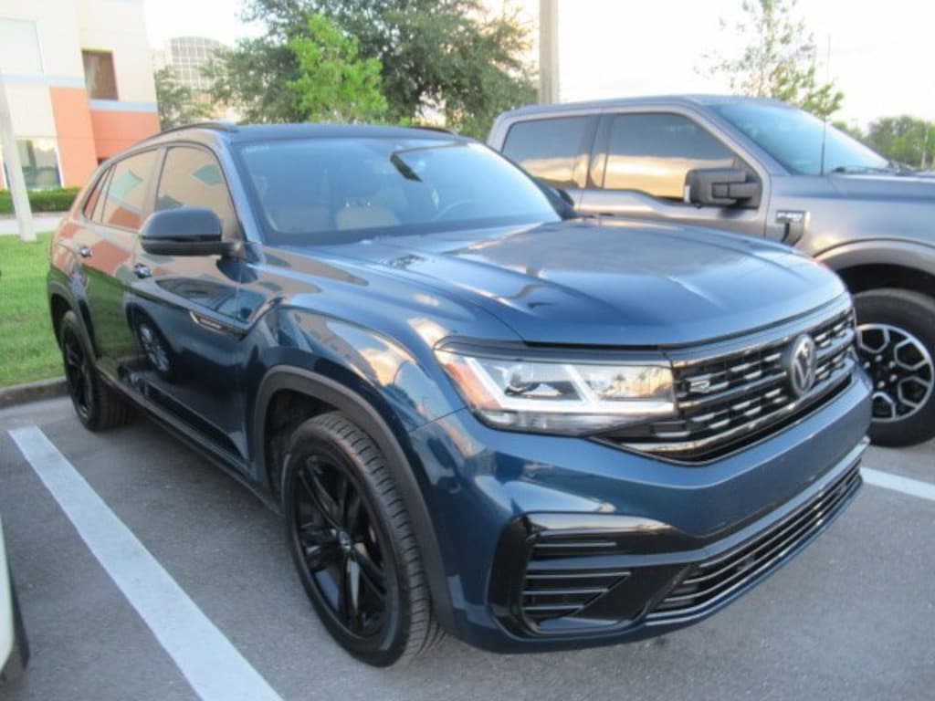 Certified 2023 Volkswagen Atlas Cross Sport 3.6 V6 SEL R-Line Black SUV