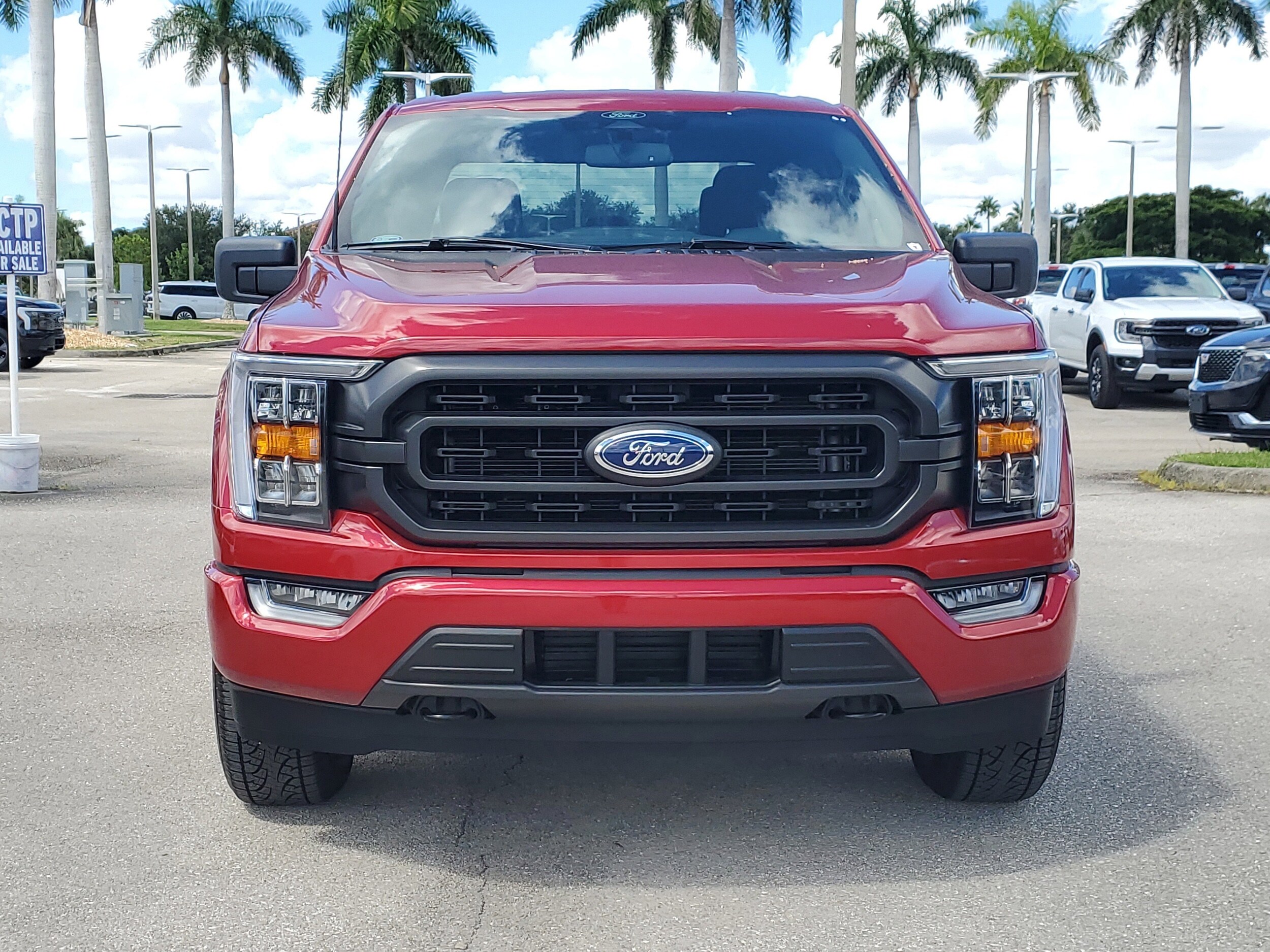 2022 Ford F-150 XLT photo 2