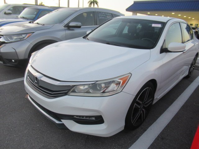 2017 Honda Accord Sport photo 2