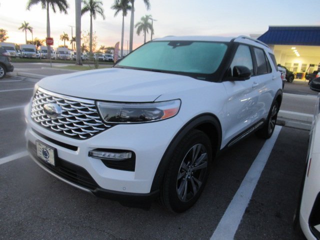 2020 Ford Explorer Platinum photo 3