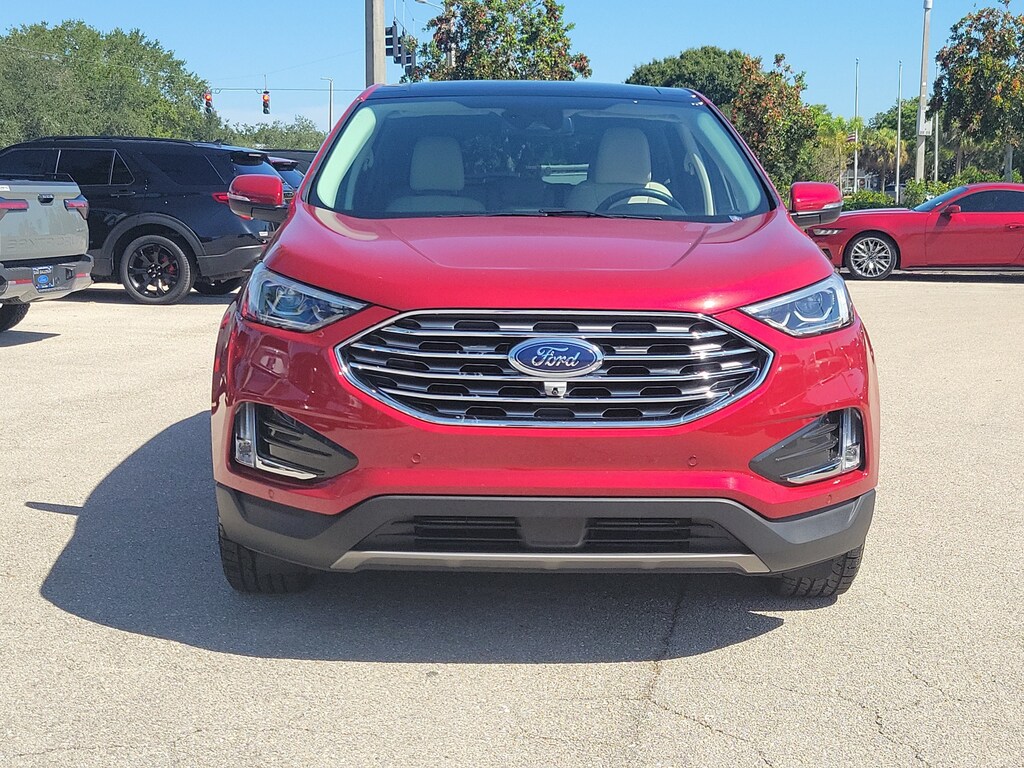 Certified 2022 Ford Edge Titanium SUV