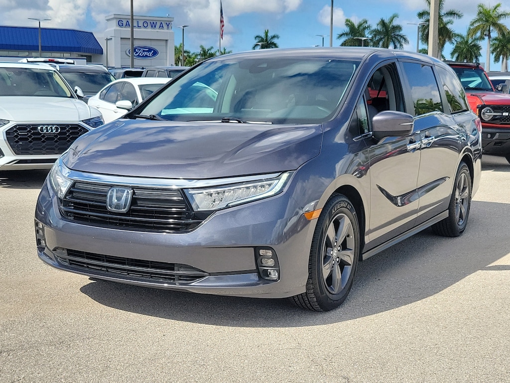 Certified 2022 Honda Odyssey EX PASSENGER VAN