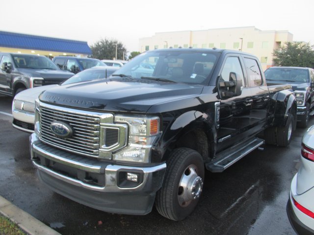 2022 Ford F-350 Lariat photo 3