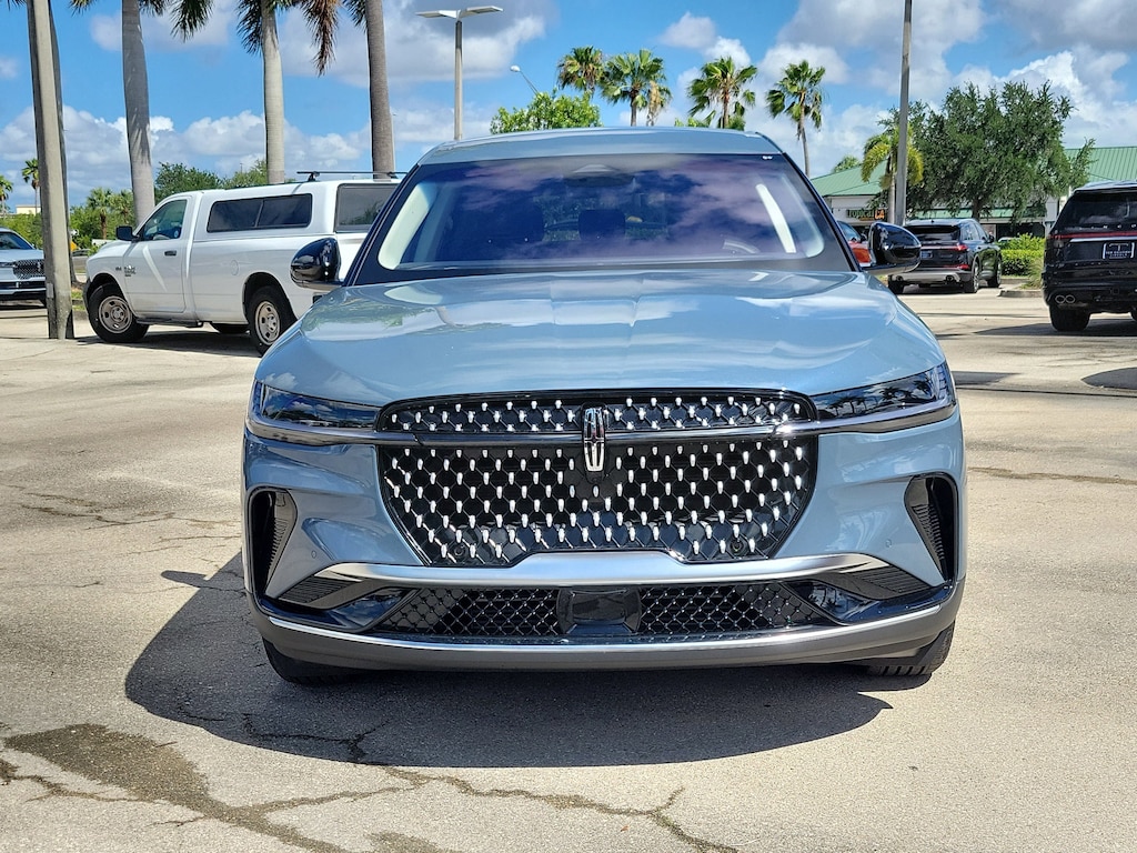 Certified 2025 Lincoln Nautilus Premiere SUV