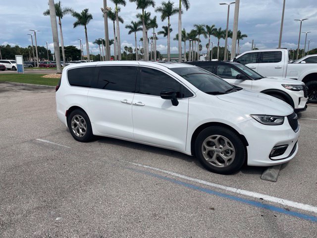  Chrysler Pacifica