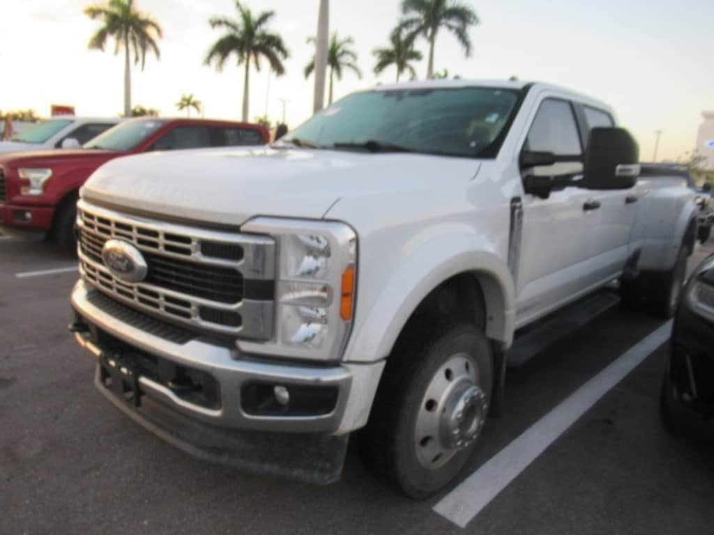 Certified 2023 Ford Superduty Incomplete XLT DRW CREW CAB LONG BED TRUCK