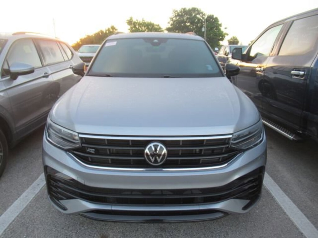 Used 2022 Volkswagen Tiguan 2.0T SE R-Line Black SUV