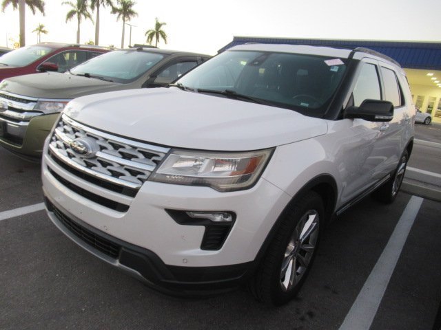 2018 Ford Explorer XLT photo 3