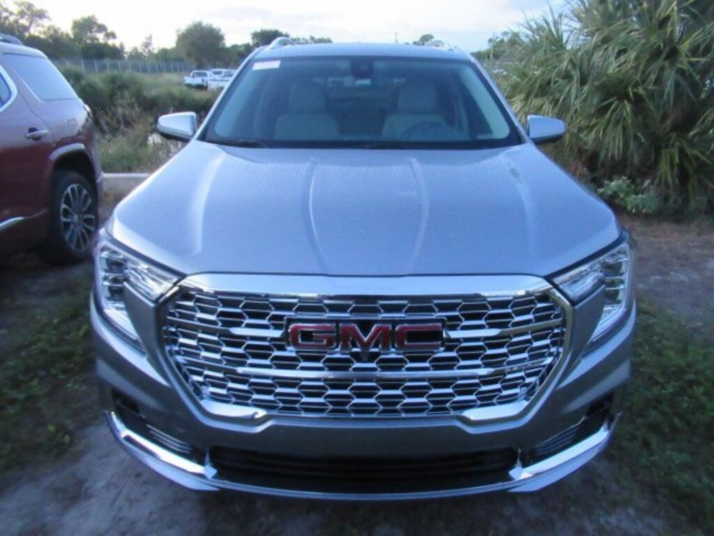 Used 2024 GMC Terrain Denali AWD  Denali