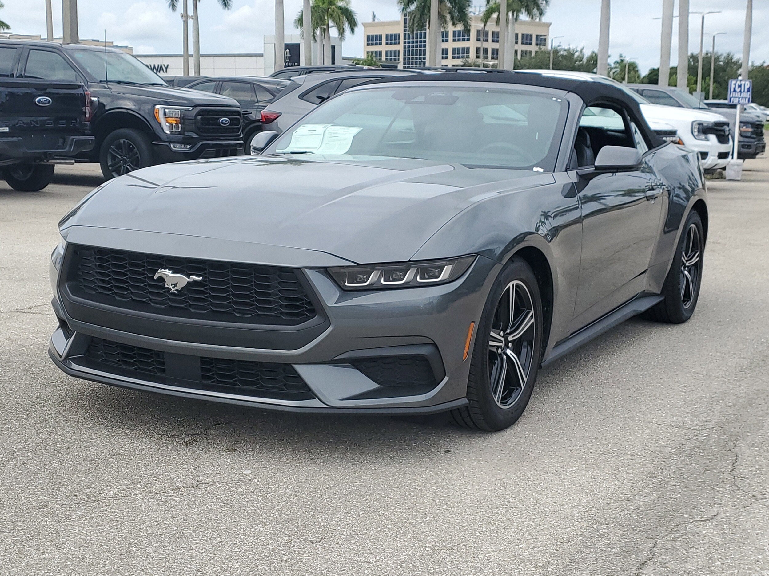 2025 Ford Mustang EcoBoost Premium Convertible photo 3