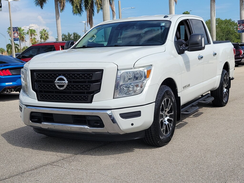 Certified 2021 Nissan Titan SV CREW CAB SHORT BED TRUCK