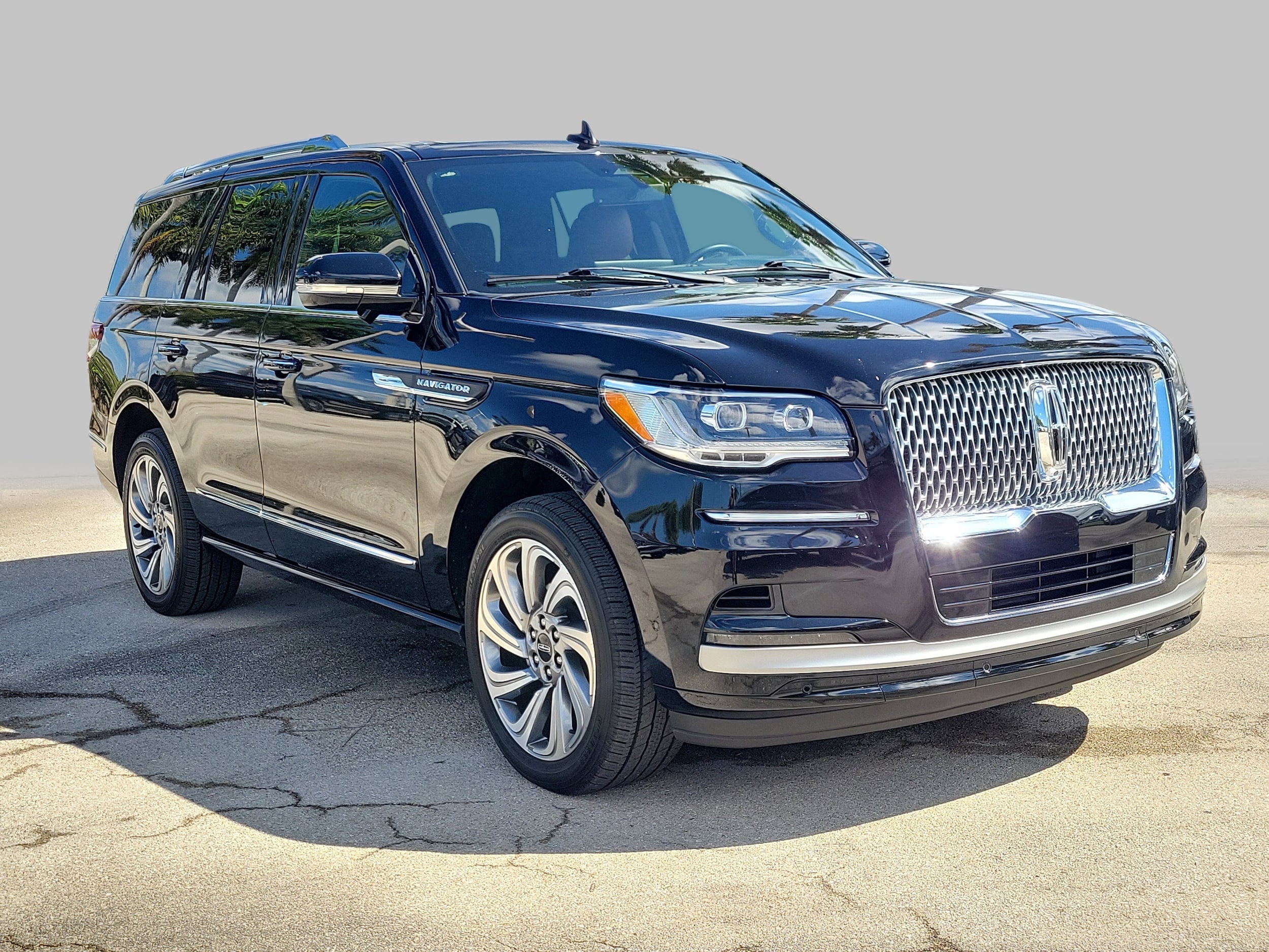 2023 Lincoln Navigator Reserve 4WD's photo