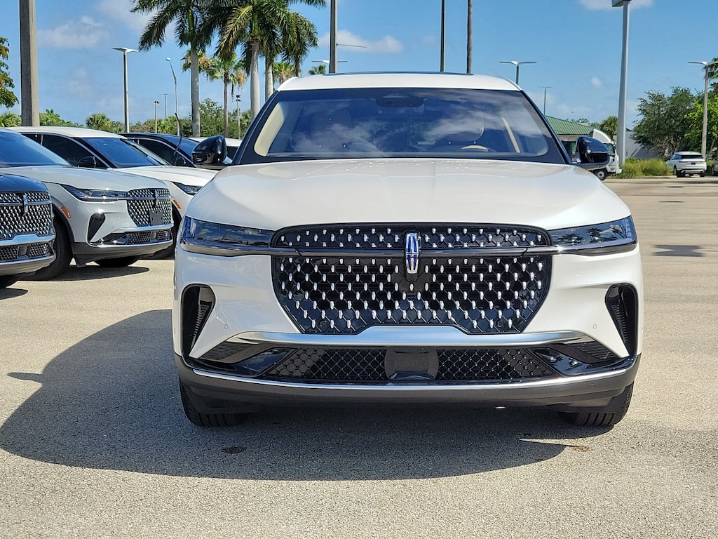 Certified 2024 Lincoln Nautilus Premiere SUV
