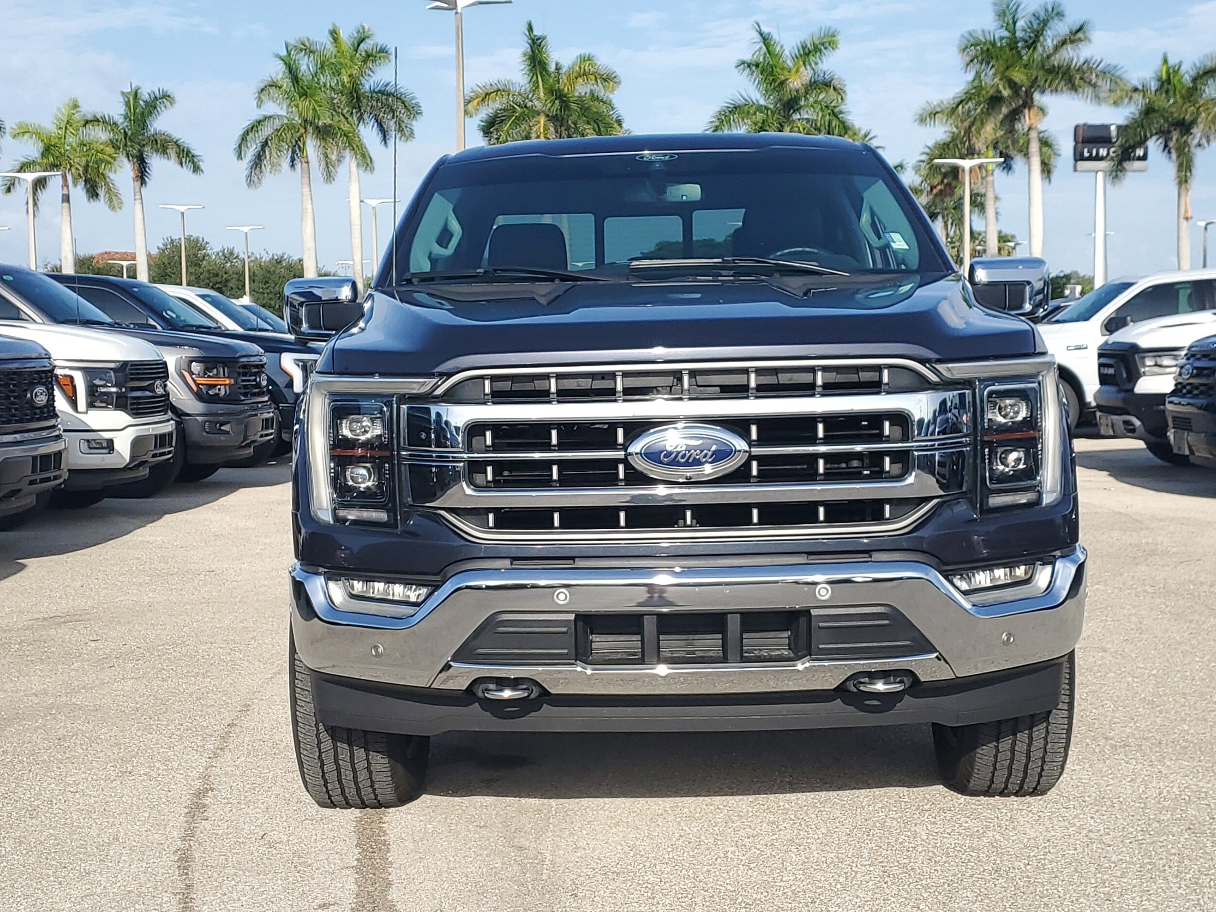 2021 Ford F-150 Lariat photo 2