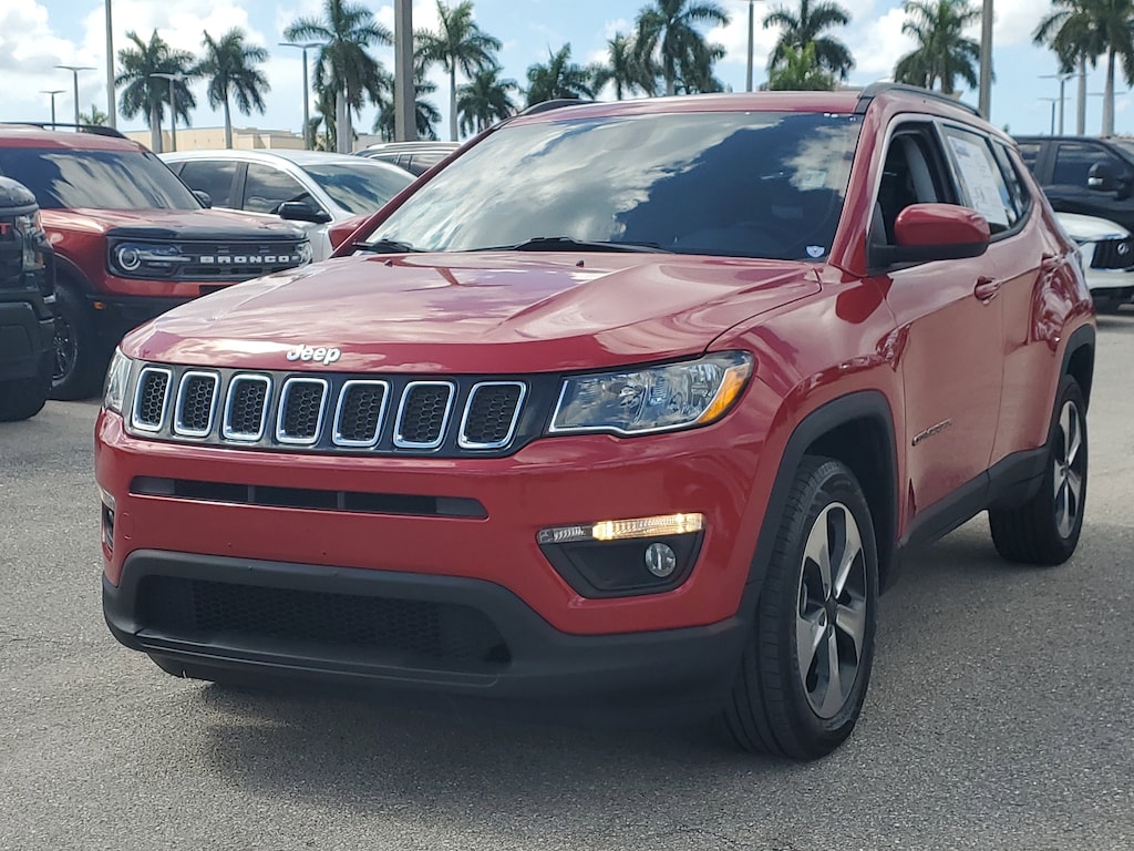 Used 2018 Jeep Compass Latitude SUV