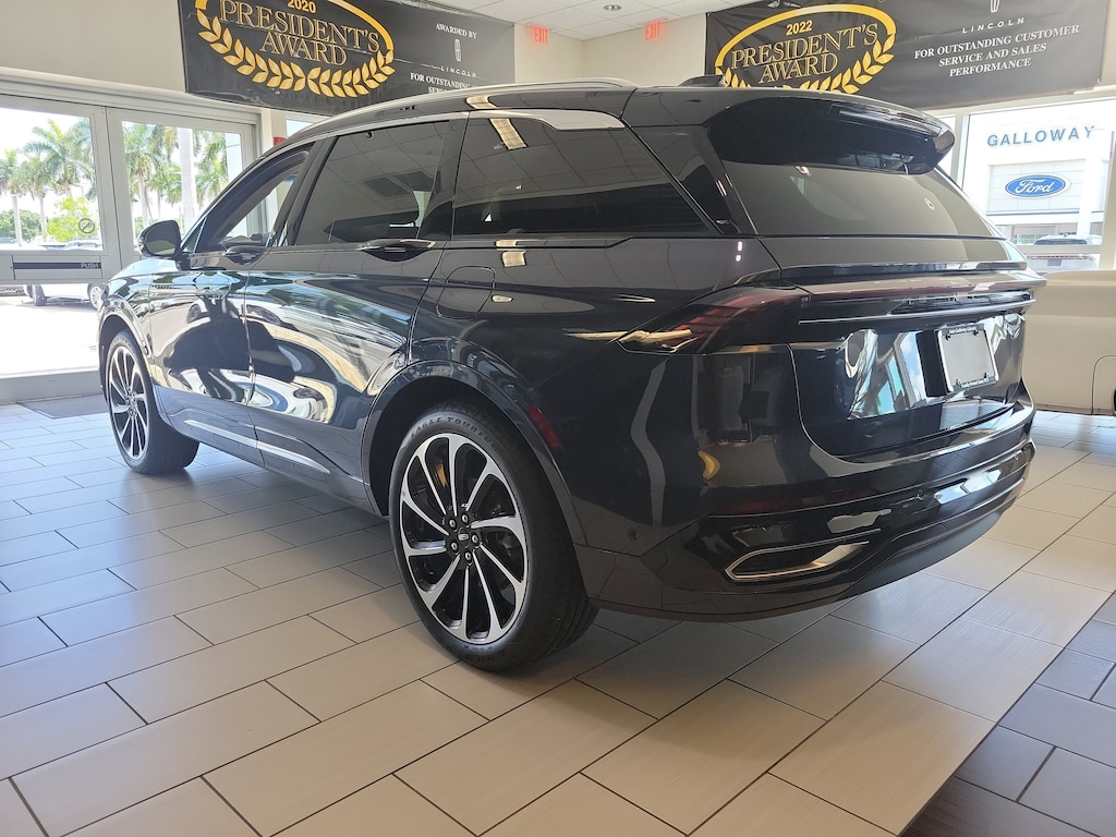 Certified 2024 Lincoln Nautilus LBL Black Label SUV