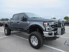 2022 Ford F-350 Lariat Super Duty Crew Cab Truck