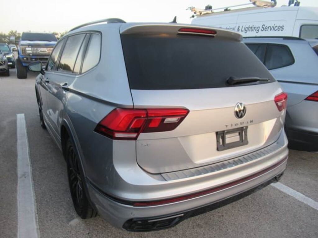 Used 2022 Volkswagen Tiguan 2.0T SE R-Line Black SUV