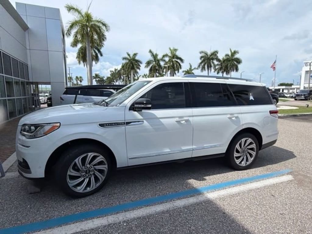 Certified 2023 Lincoln Navigator Reserve SUV