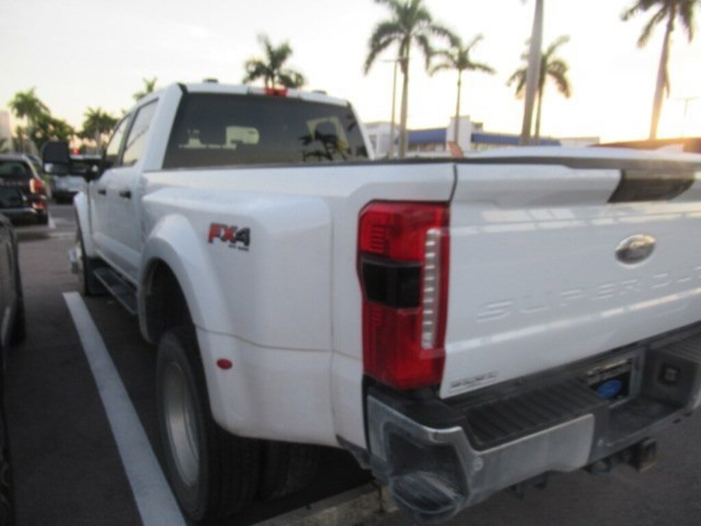 Certified 2023 Ford Superduty Incomplete XLT DRW CREW CAB LONG BED TRUCK
