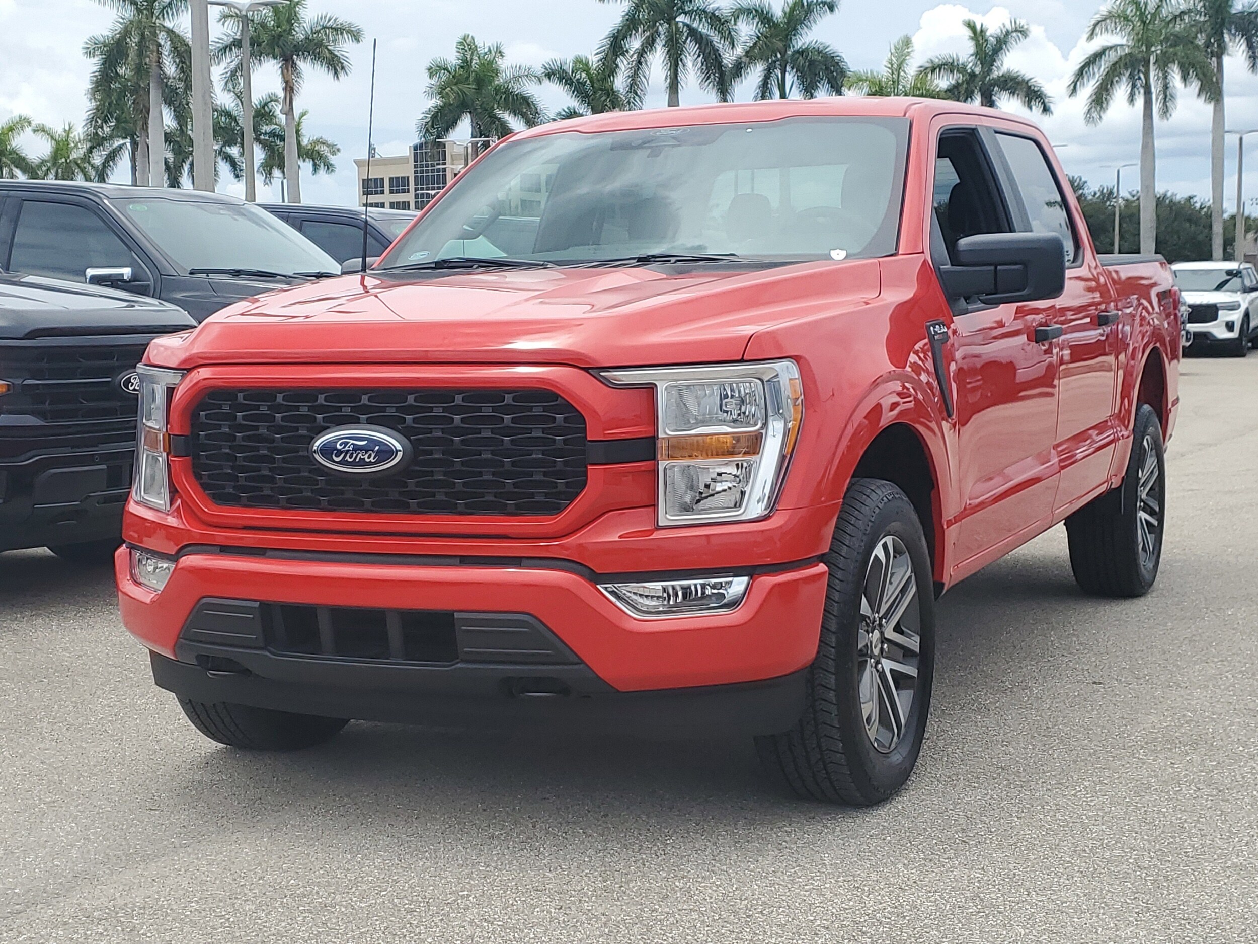 2022 Ford F-150 XL photo 3