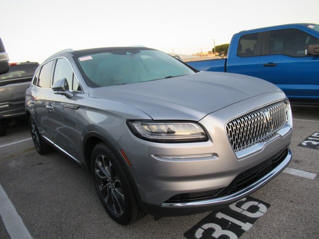 2022 Lincoln Nautilus Reserve's photo