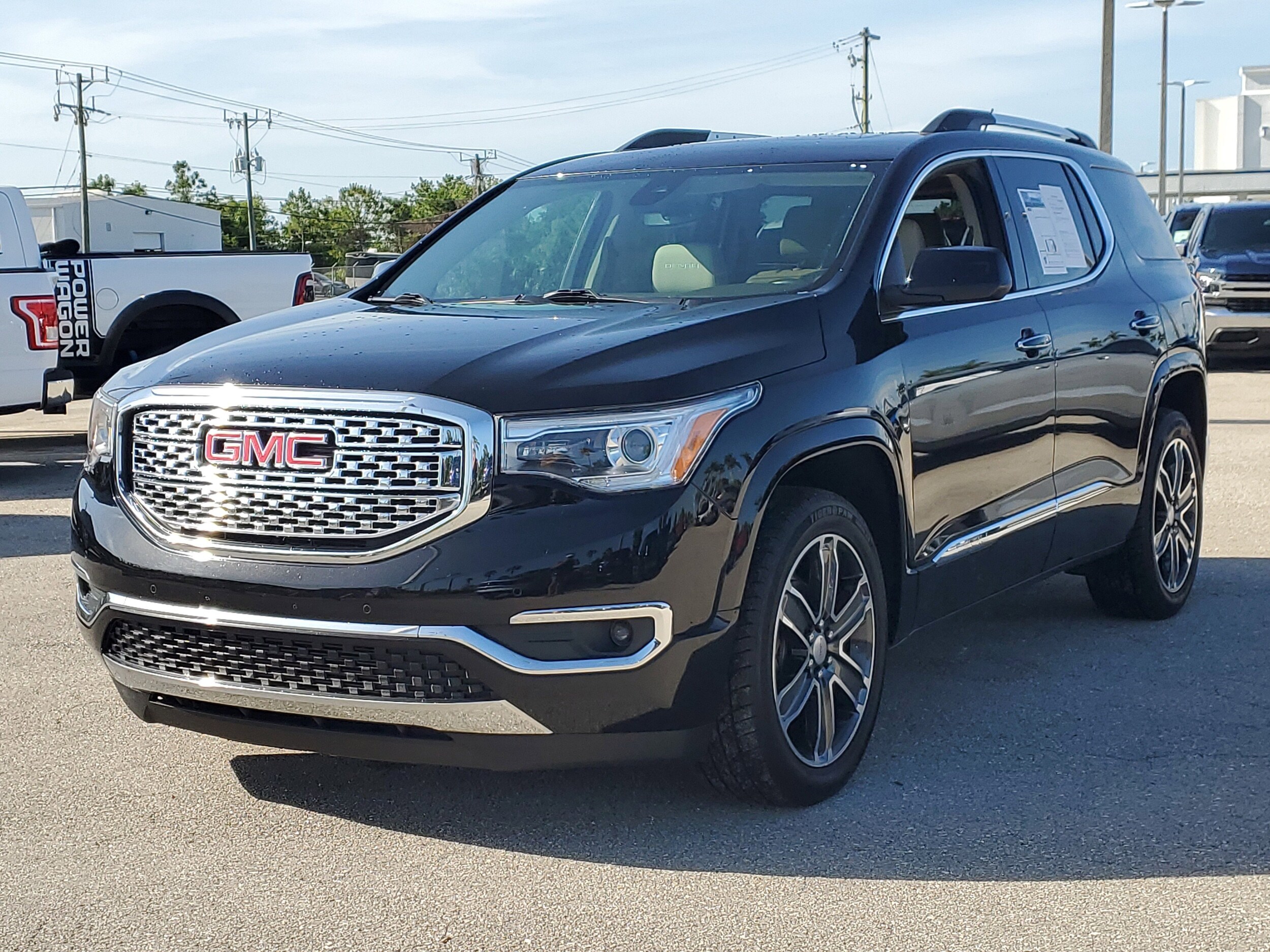 2018 Gmc Acadia Denali photo 3