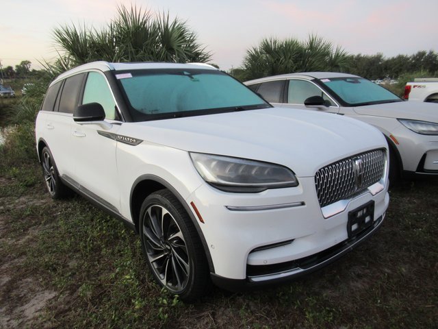 2022 Lincoln Aviator Reserve's photo
