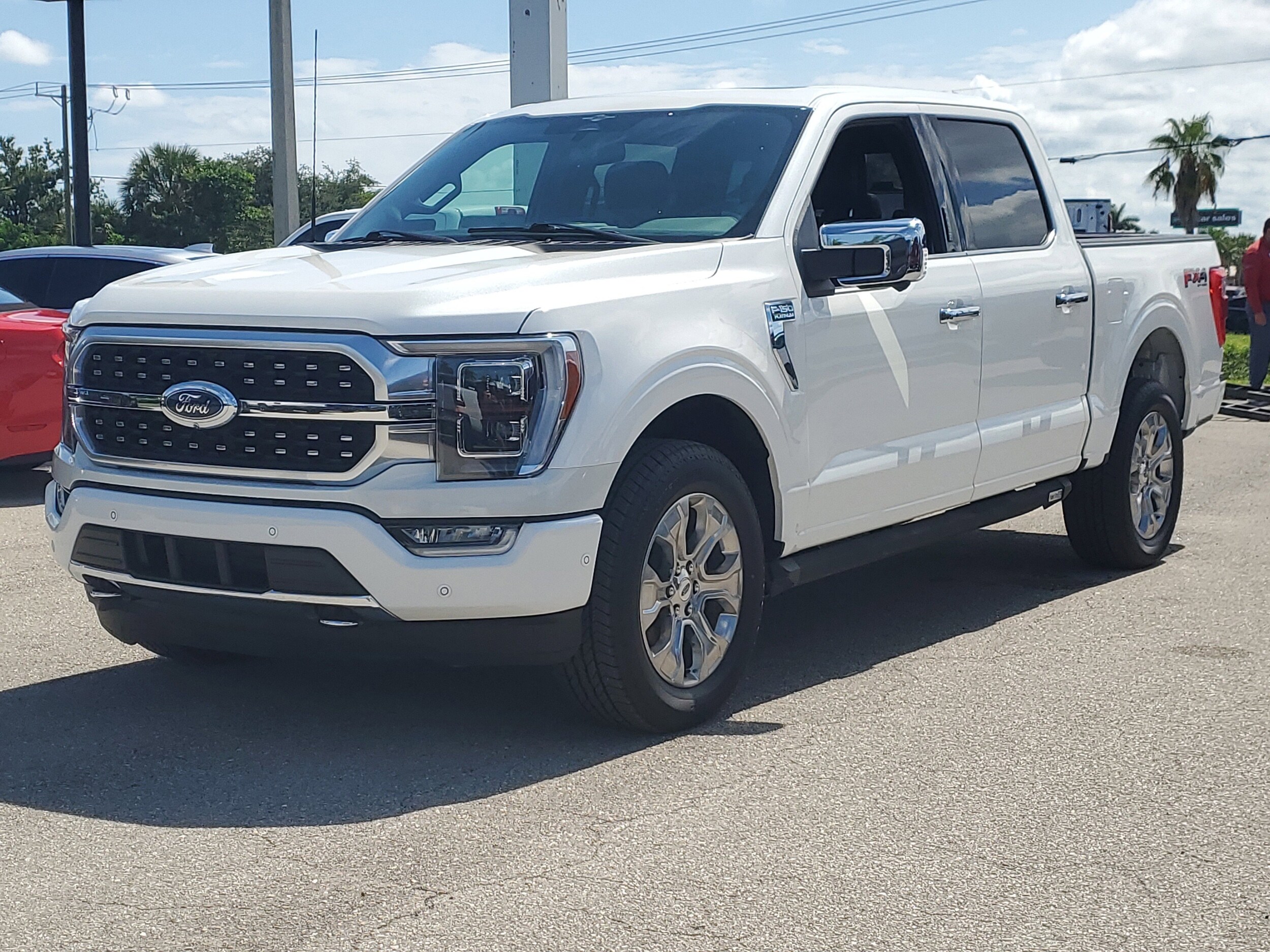 2023 Ford F-150 Platinum photo 3