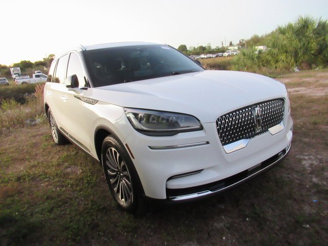 2022 Lincoln Aviator Reserve's photo
