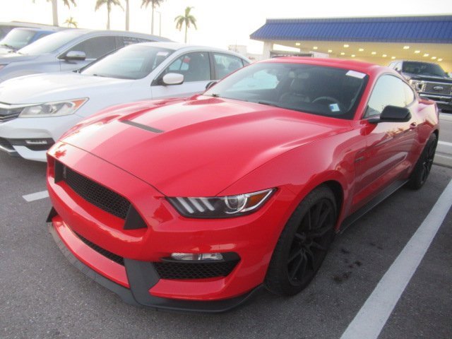 2016 Ford Mustang Shelby GT350 photo 3