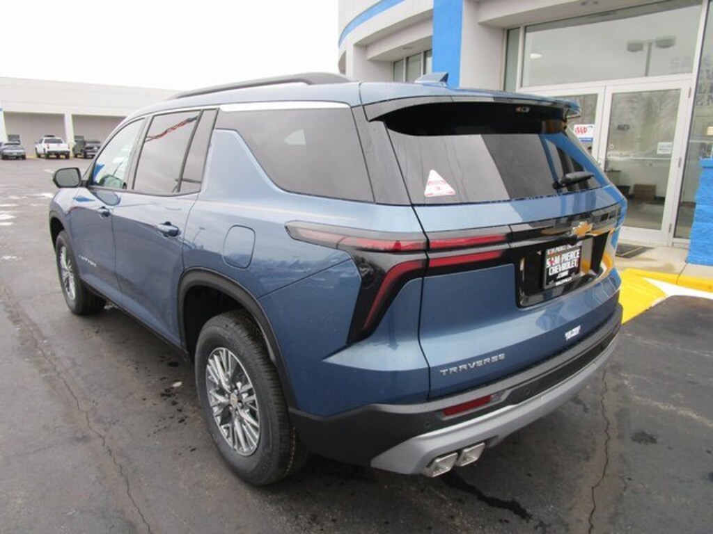 New 2026 Chevrolet Traverse LT SUV