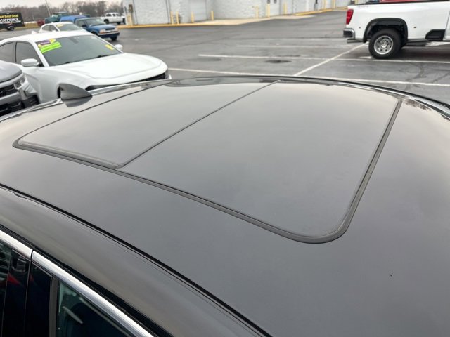 2024 Chevrolet Malibu 1LT photo 2