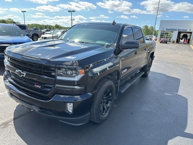 Used 2017 Chevrolet Silverado 1500 LTZ with VIN 3GCUKSEC5HG269189 for sale in Daleville, IN