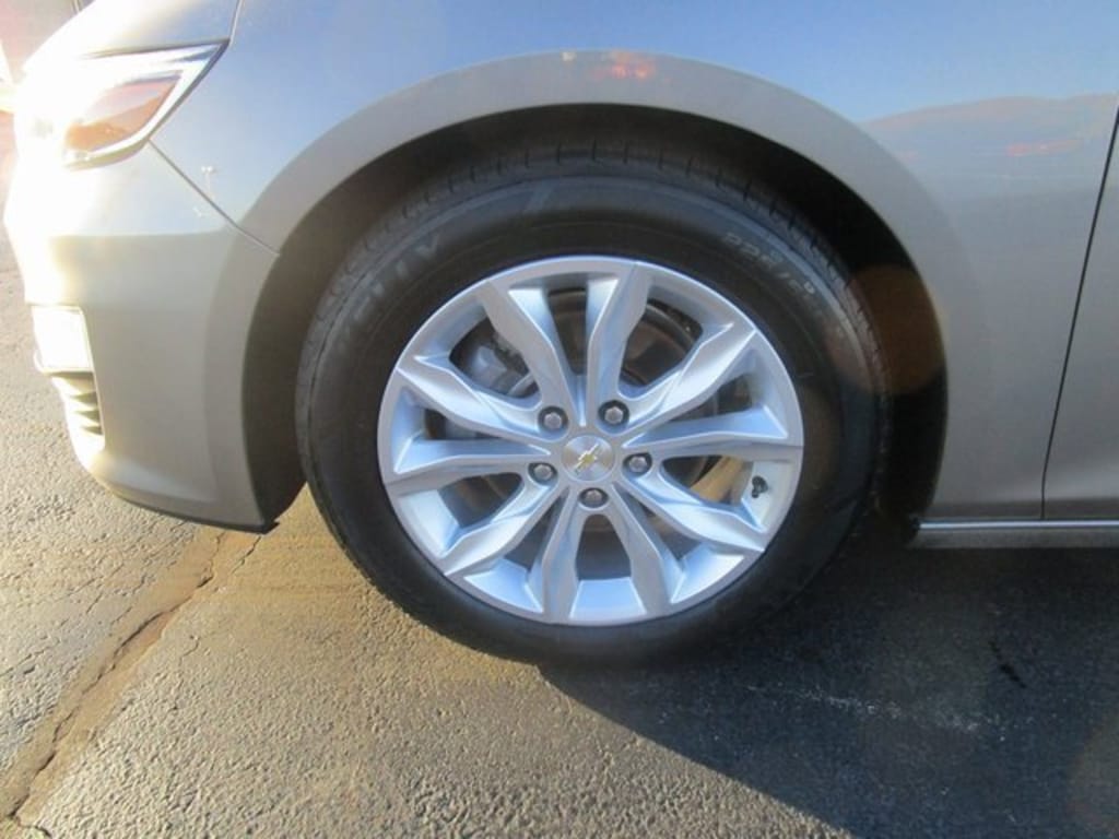 Used 2024 Chevrolet Malibu 1LT Car