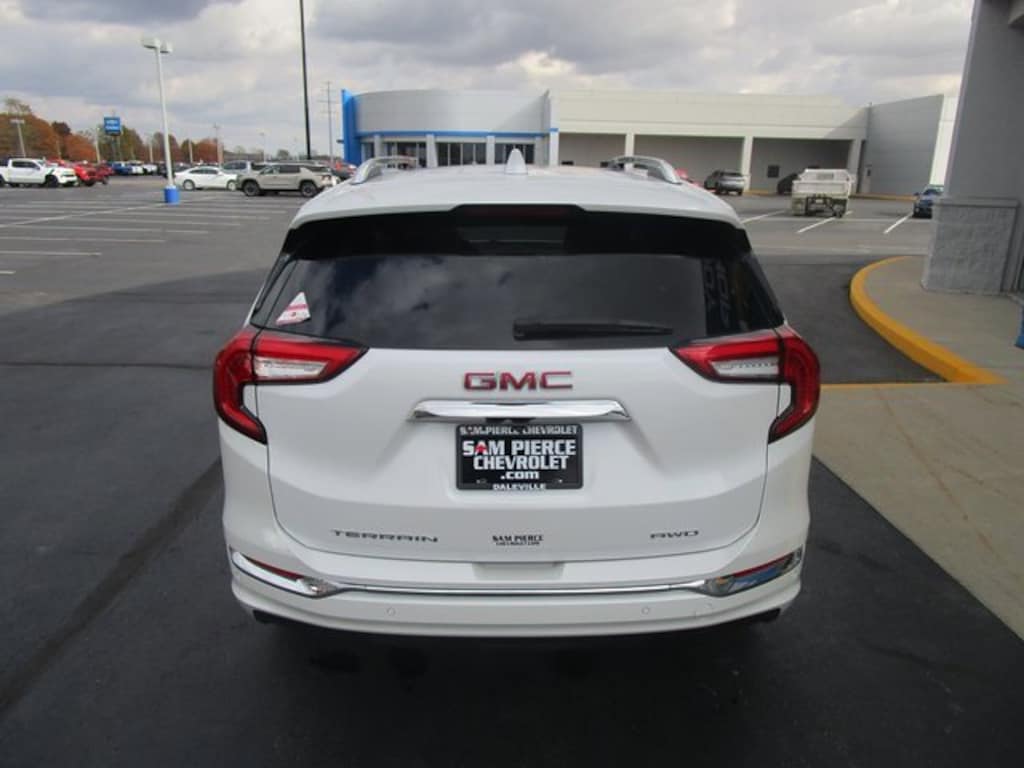 Used 2024 GMC Terrain Denali SUV