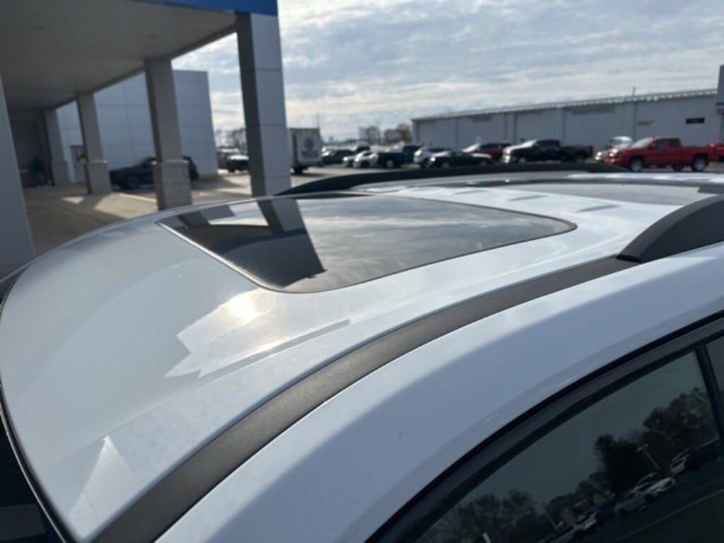 Used 2022 Chevrolet Traverse Premier SUV