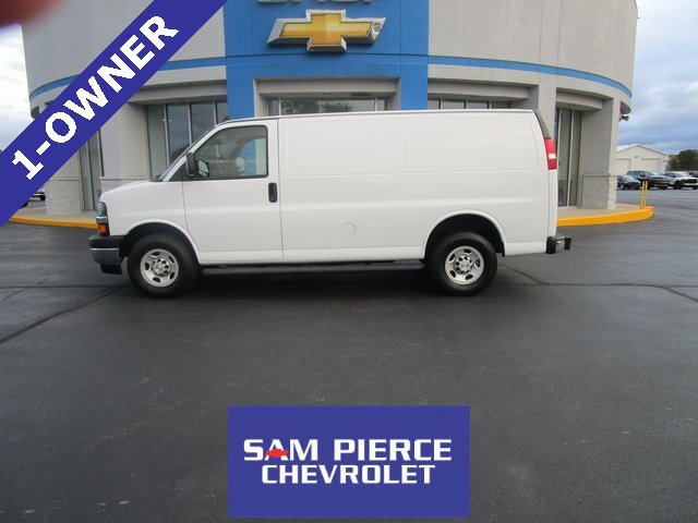2023 Chevrolet Express Cargo Work Van's photo