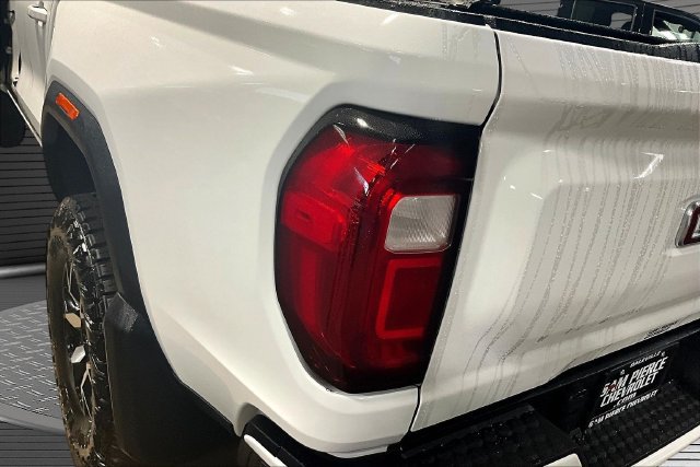 2026 GMC Canyon AT4X - Photo 23