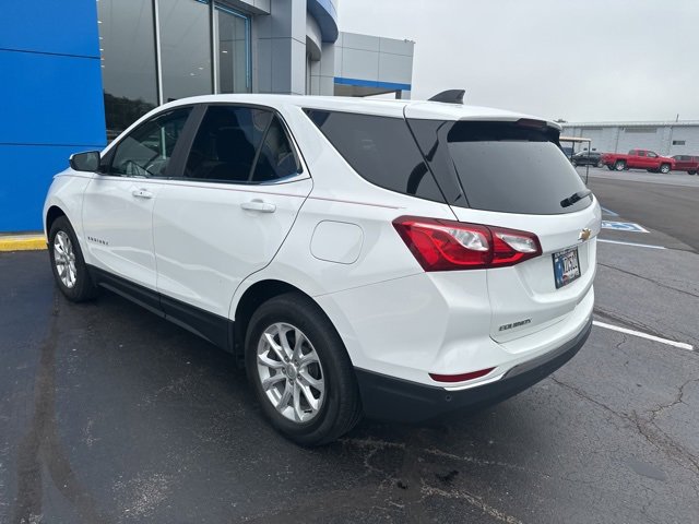 2021 Chevrolet Equinox LT photo 2